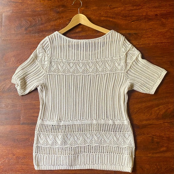 TALBOTS large cream beige with gold threading short sleeve sweater - Picture 3 of 6